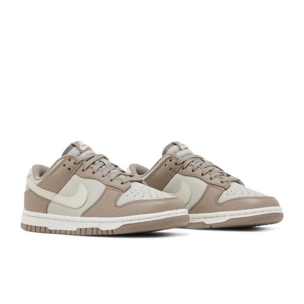 2022 Women’s Dunk Low Moon Fossil Size 9.5 womens